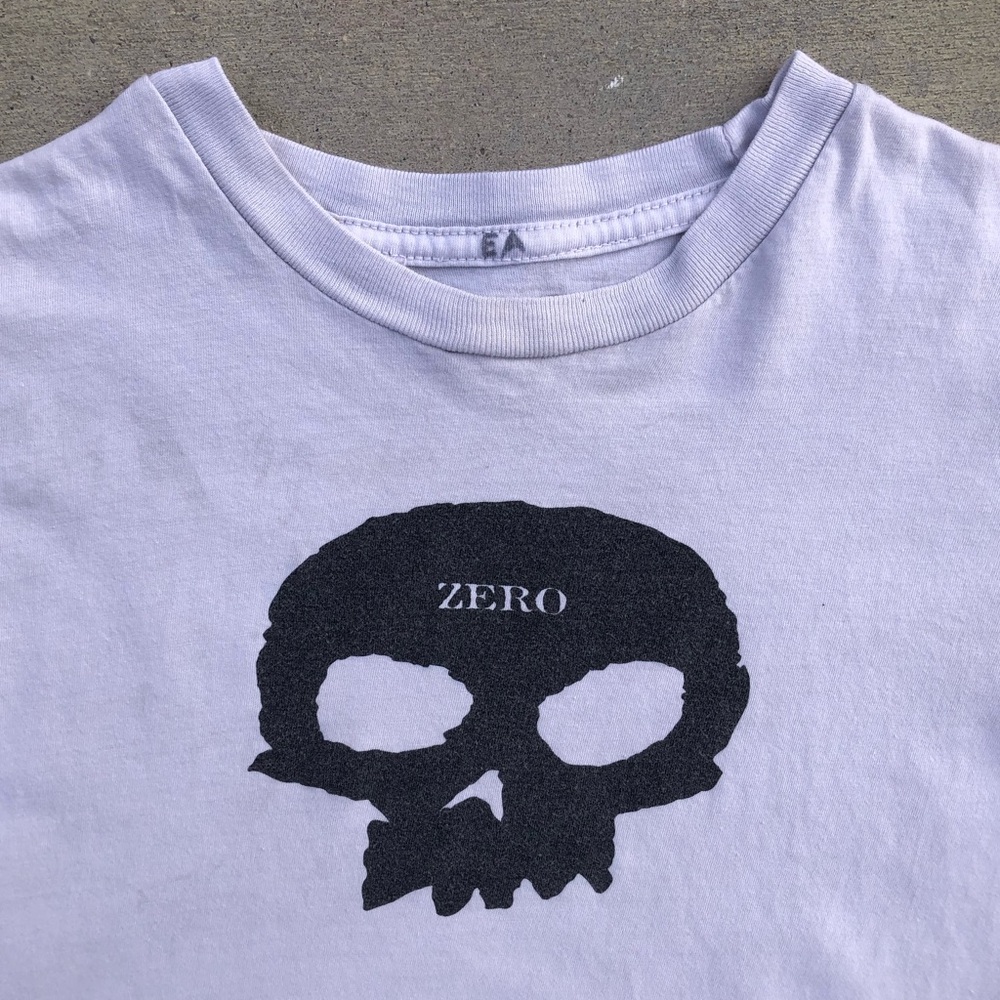 Classic Zero Skull Brand Logo Made in USA Gray Tee Size Small